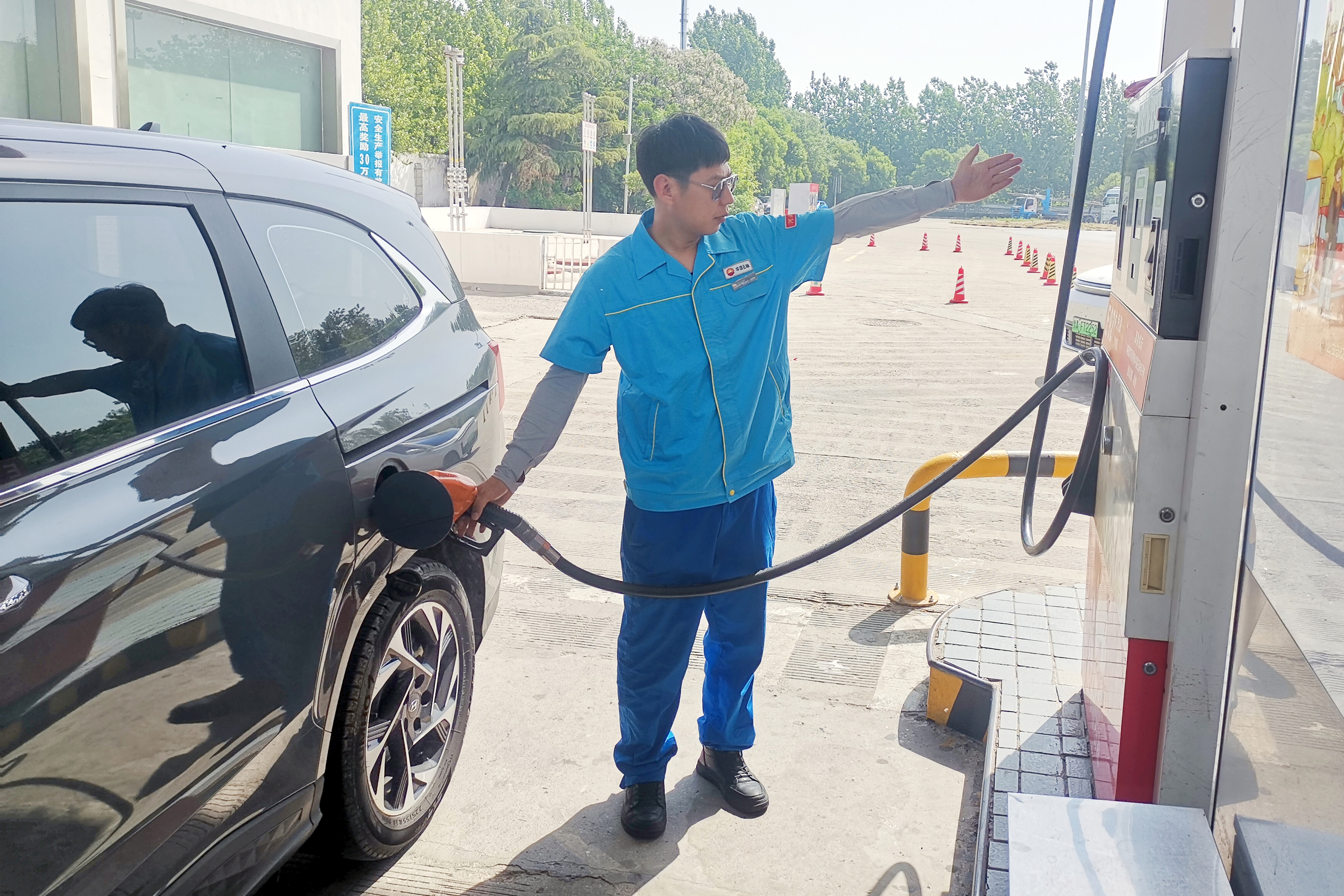 f6cf4b4c64f248ecbaf65ed819a1d04b.jpg f6cf4b4c64f248ecbaf65ed819a1d04b.jpg